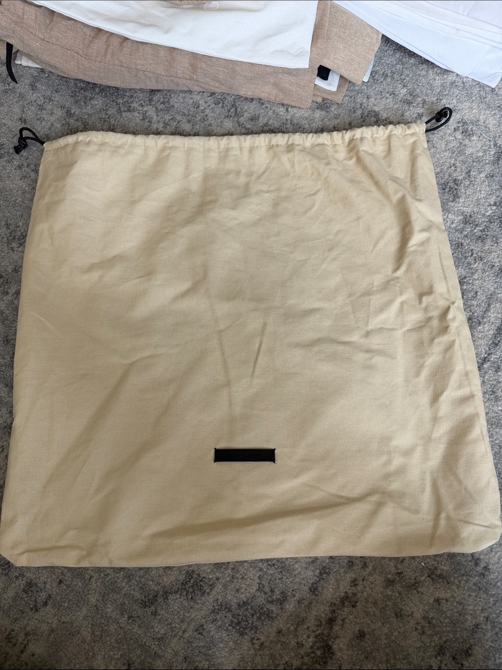 Naghedi Dust Bag